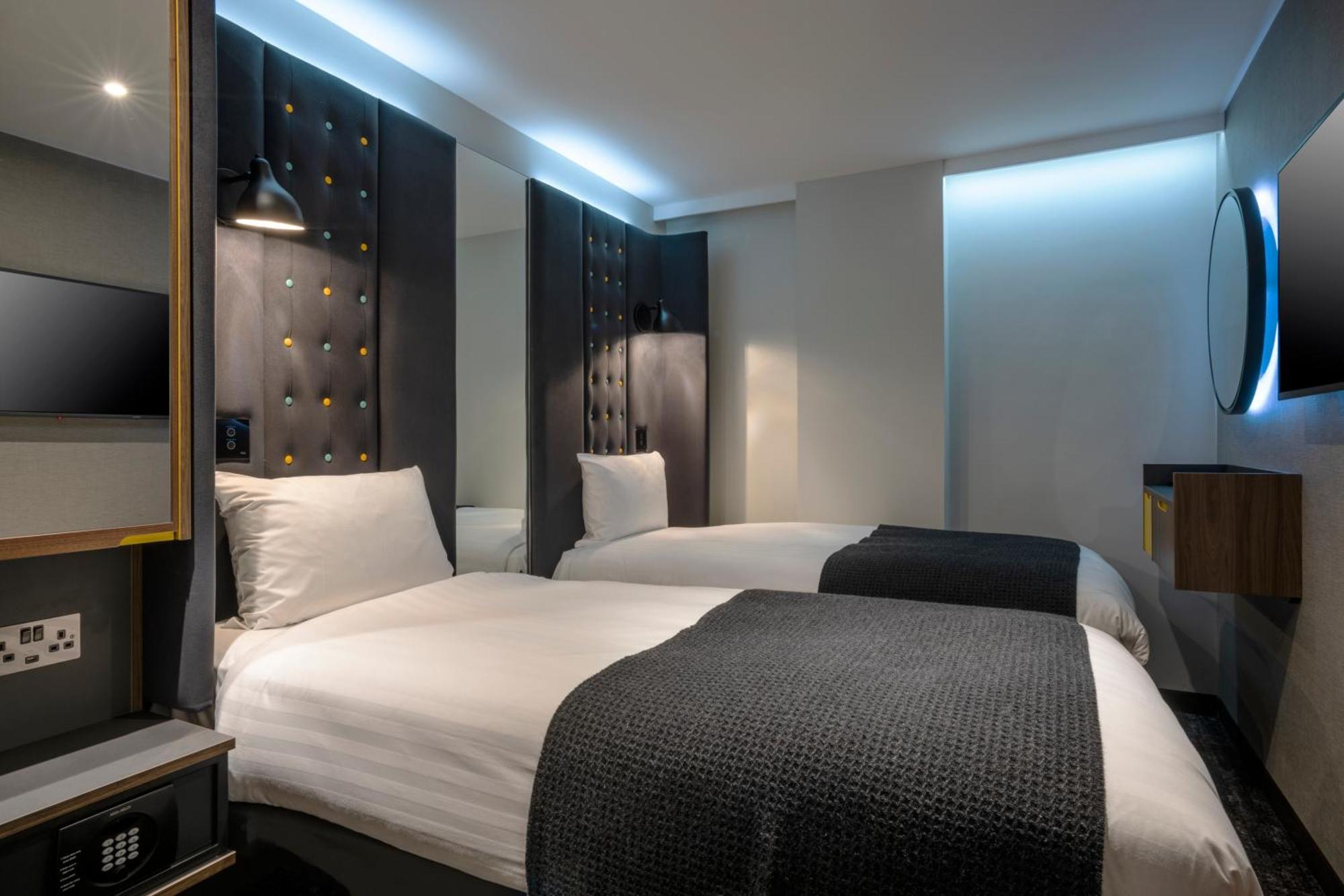 พอยต์ เอ เคนซิงตัน โอลิมเปีย Hotel ลอนดอน ภายนอก รูปภาพ